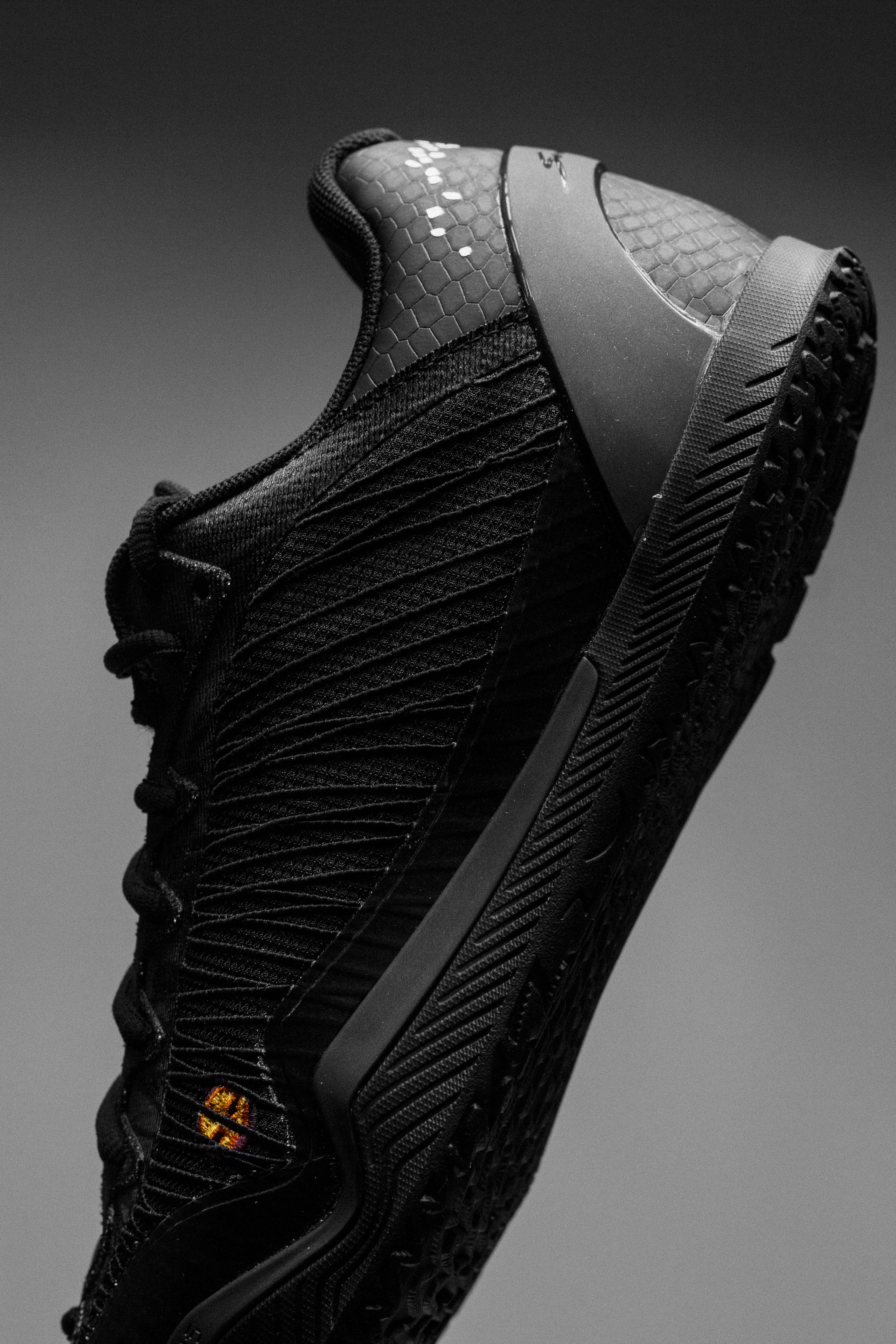 シューズ(男性用) Player1 Plus Snake Year Player1 Plus Snake Year – Serious Player Only